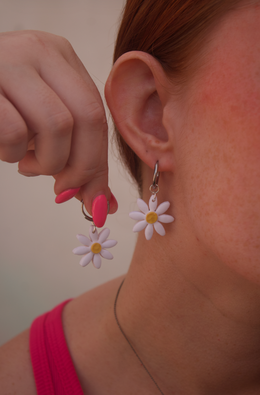 Pendientes charm "Aunque no lo parezca"